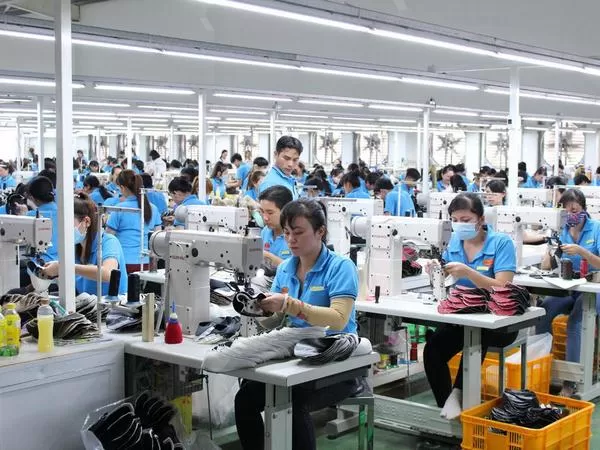 Đặt in áo thun đồng phục giao nhanh trong vòng 1-3 ngày, in mọi số lượng