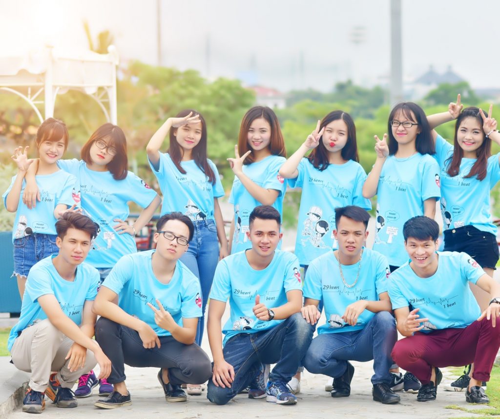 Áo thun đồng phục - giải pháp tuyệt vời cho đội nhóm, lớp học, công ty của bạn