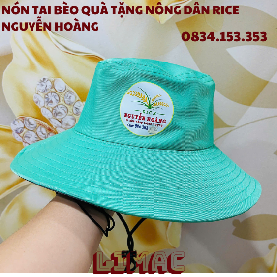 Nón tai bèo quà tặng nông dân Rice Nguyễn Hoàng (1)
