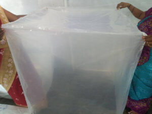 bạt trùm hàng nhựa trong suốt